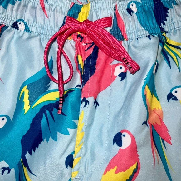 C/Y/A Mens Swim Trunks Size Small~Fun Parrot Design and Great Colors Pre Owned - Picture 3 of 9
